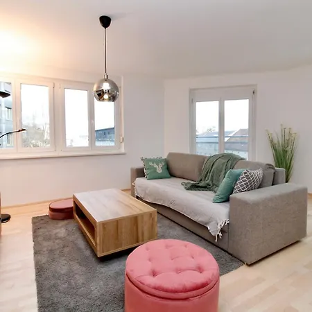 Penthouse Style Apartment *