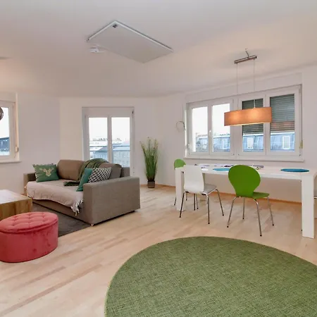 Апартаменти Penthouse Style Грац